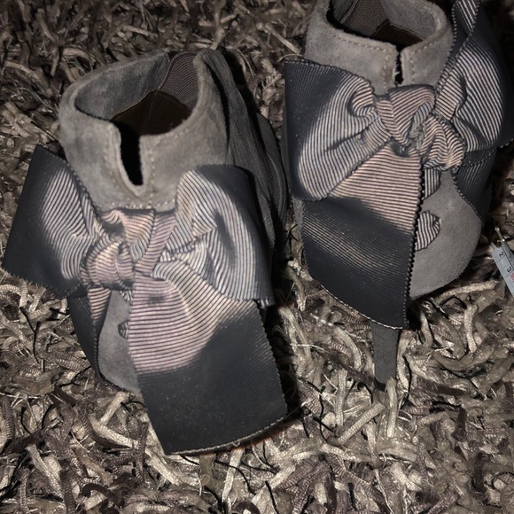 Vera Wang booties size 8 - Picture 3 of 8